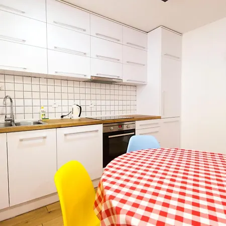 HAPPYESTATE ul Biskupia 4 - 3 min do Rynku *