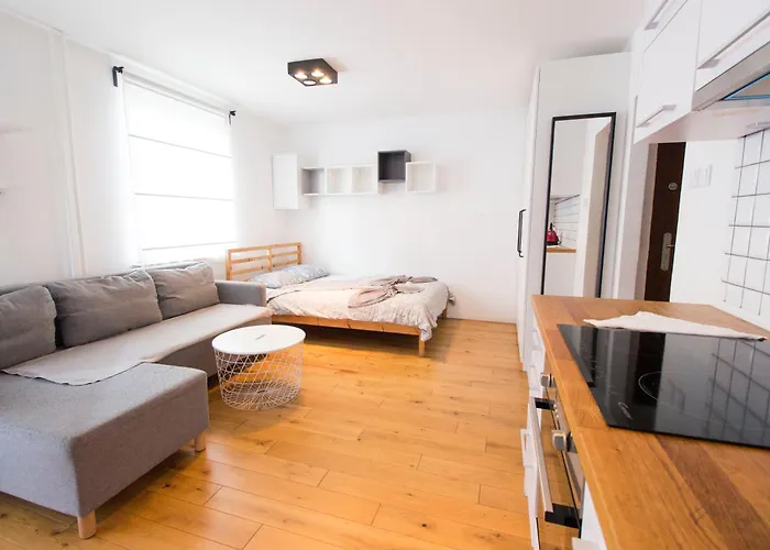 Happyestate Ul Biskupia 4 - Old Town Apartment *